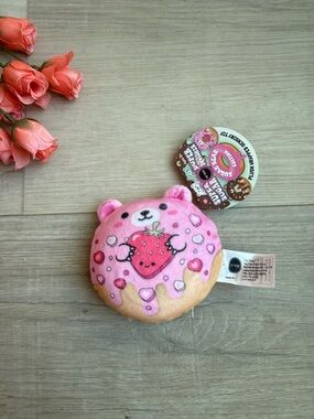 NWT TOP TRENZ Strawberry Sugar Squisher Plush sensory toy